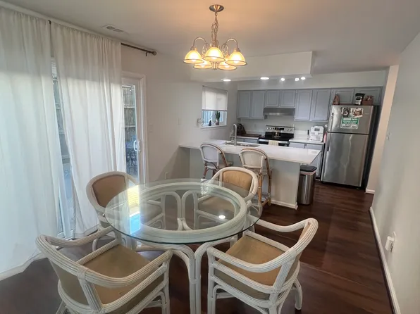 967 B St, Virginia Beach, VA 23451