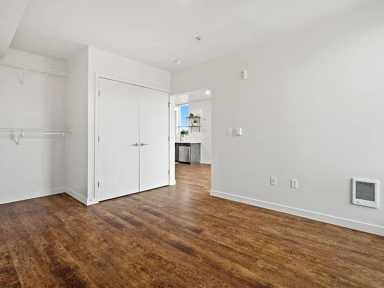 4111 Stone Way N — Photo 13