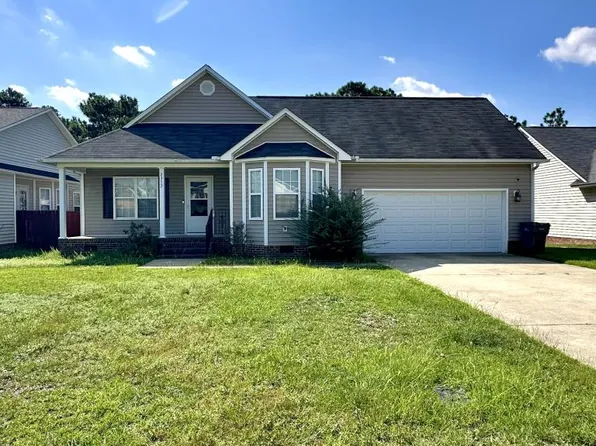2352 Saltwood Rd, Fayetteville, NC 28306