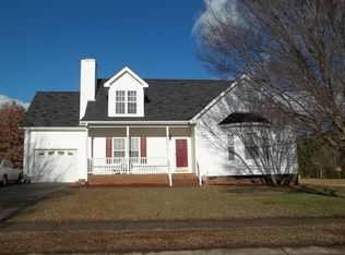 105 Edgeford Park Ln, Wake Forest, NC 27587