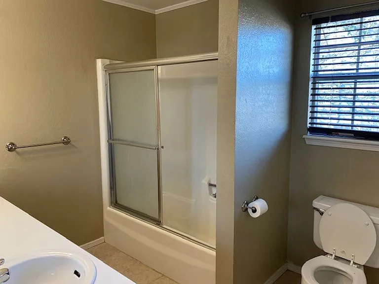 3372 W Yale St — Photo 8