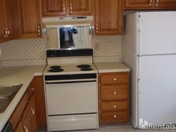 3rd image of 442 Lake Havasu Dr