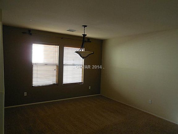 4th image of 11138 Tuscolana St