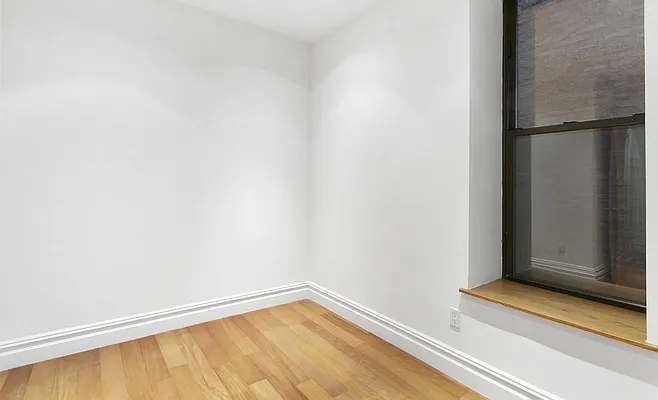 Rented by Compass | media 12