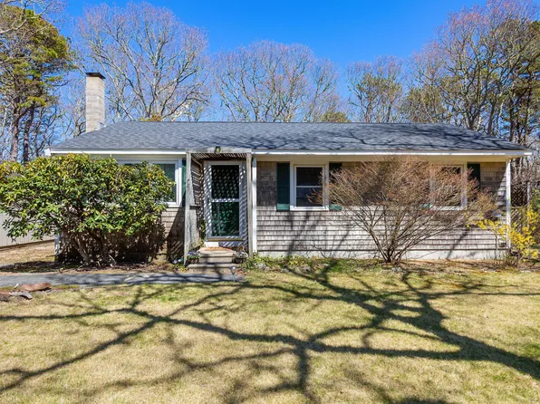72 W Tupelo Drive, Harwich, MA 02645