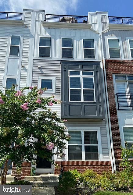 1st image of 135 Lejeune Way