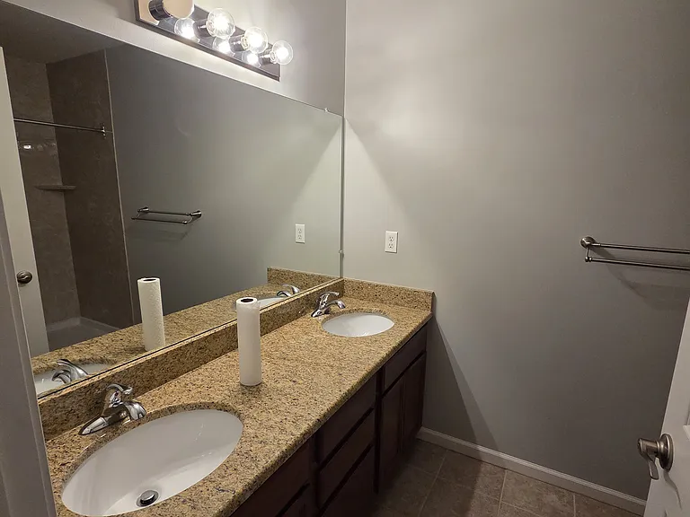 29463 Woodpark Cir — Photo 21