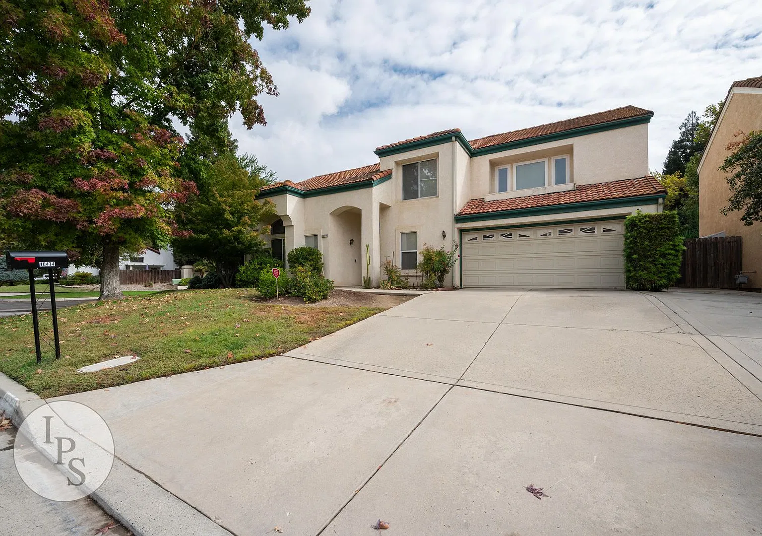 Updated 3-Bedroom Woodward Lake Home with Bonus Room & Resort-Style Community Amenities — Photo 2