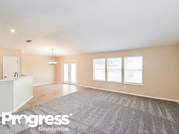 3rd image of 1234 Summit Oaks Dr W
