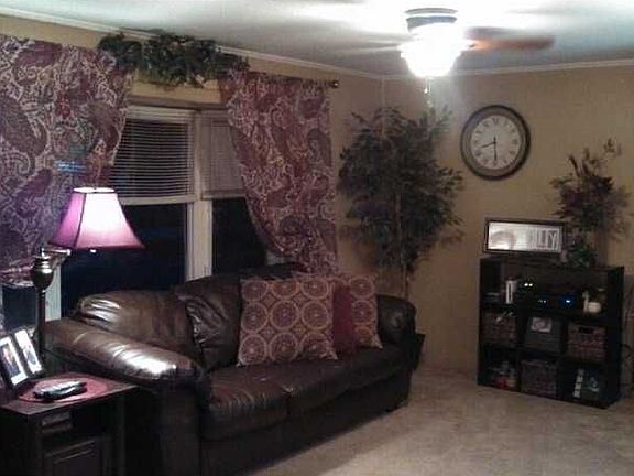 2nd image of 2566 W 22nd St