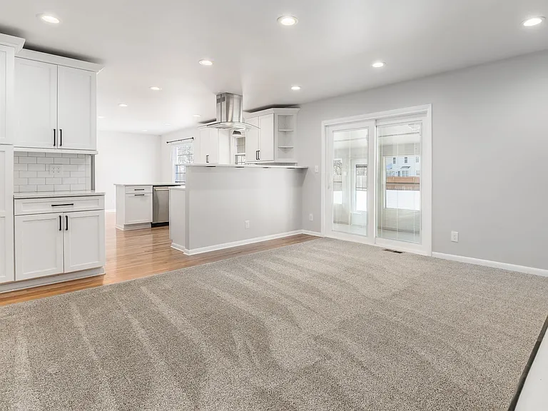 826 Doherty Rd — Photo 24