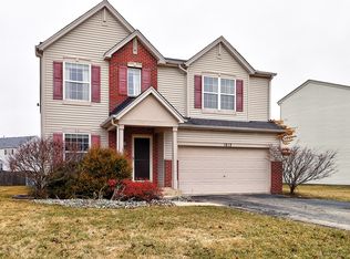 1813 Blue Ridge Dr, Plainfield, IL 60586