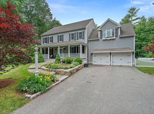 35 Oakland Sq, Pembroke, MA 02359