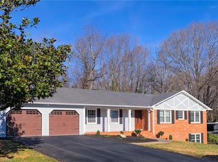 4710 Duffer Ln, Pfafftown, NC 27040