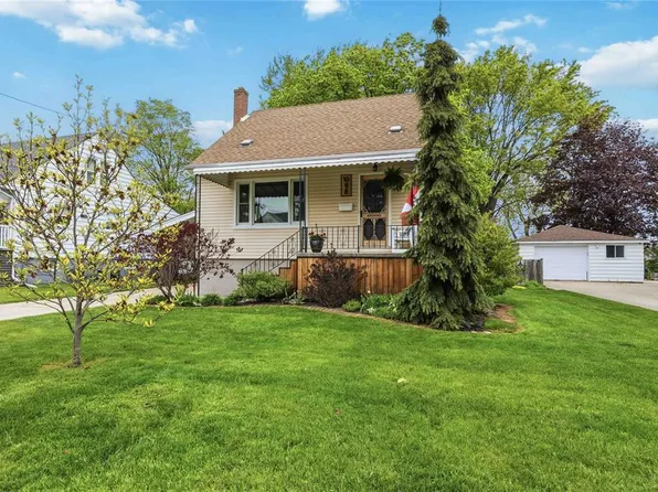1098 Willa Dr, Sarnia, ON N7S 1T2