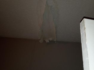 303 Acuff Rd, Rock, WV 24747