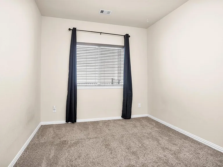 223 Shoreview Dr — Photo 20