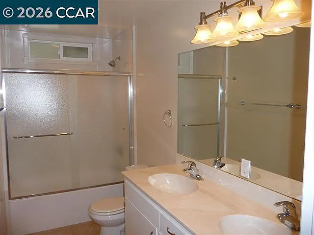 324 Glendora Cir — Photo 6