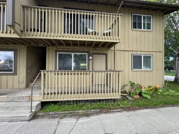 9130 Washburn St #2, Anchorage, AK 99502