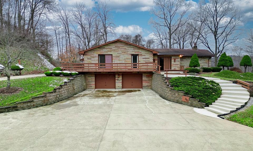 1st image of 100 Windsor Lane