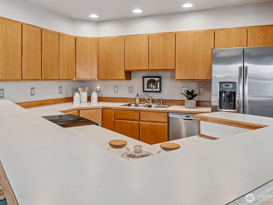 575 Kahkwo Court SE, Ocean Shores, WA 98569 | Zillow