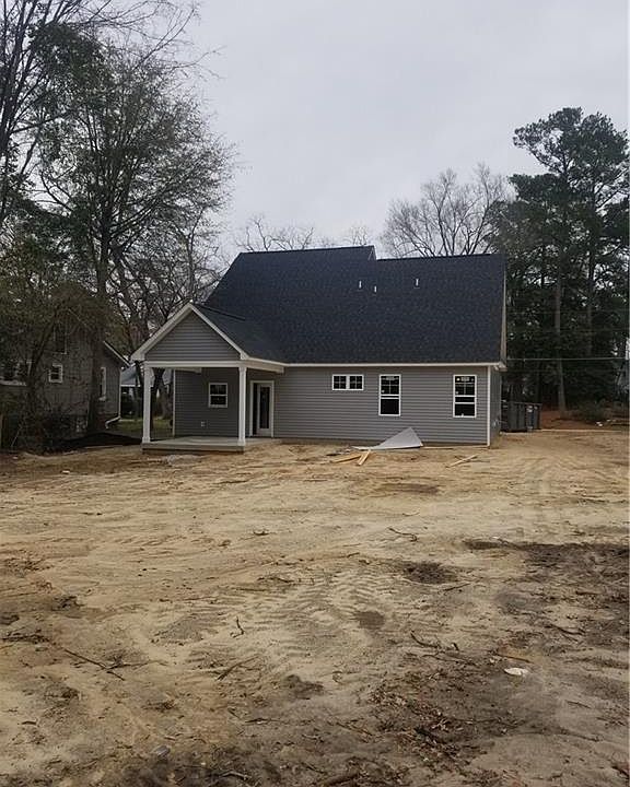 2nd image of 118 Ruth St