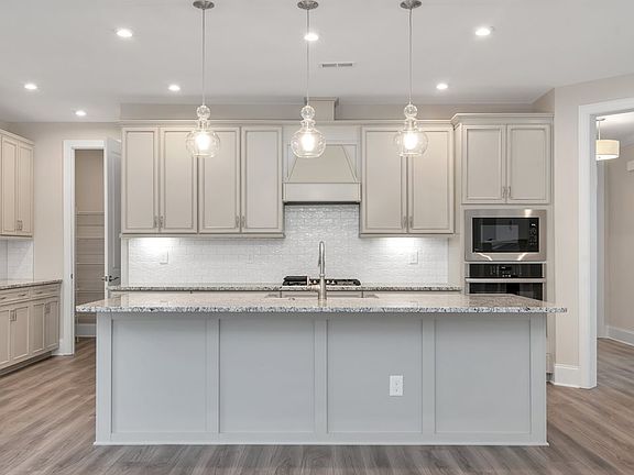3rd image of 3410 Stags Leap Way