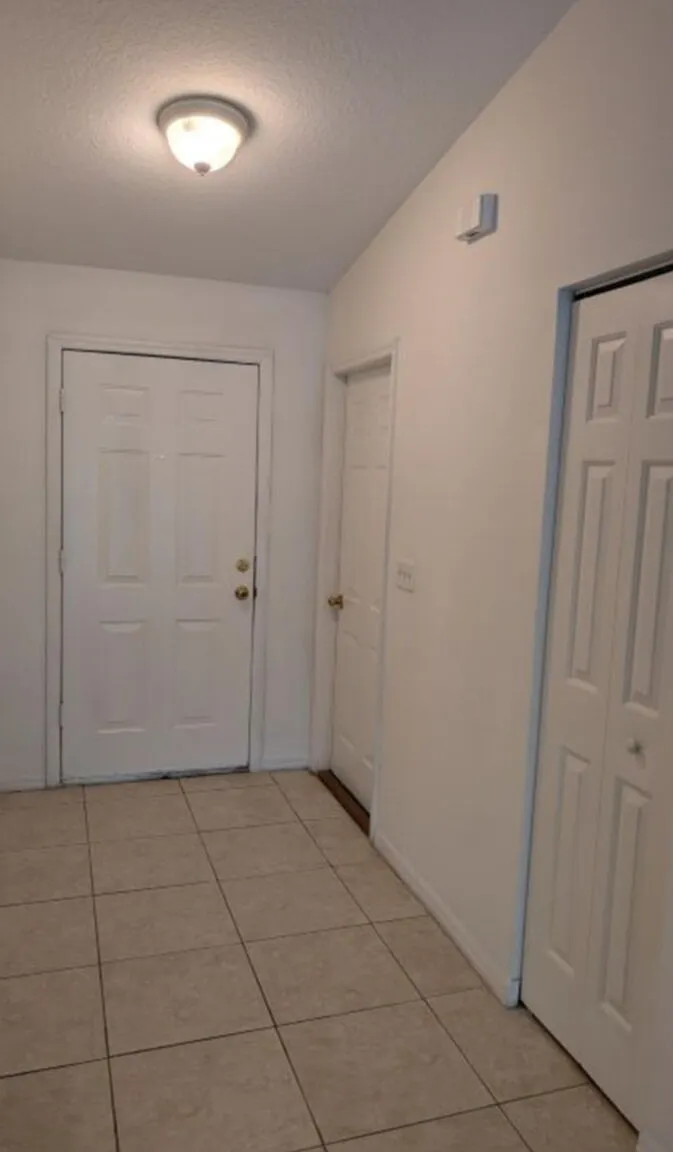 3 bed, 2.0 bath, 1278 sqft, $1,500 — Photo 2