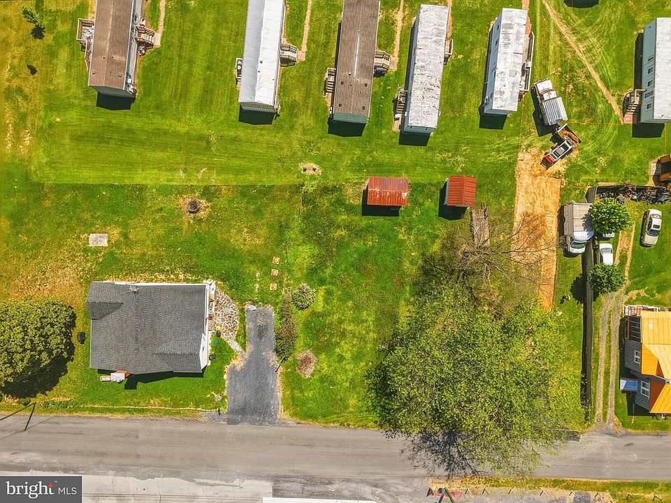 1st image of 0 Center St