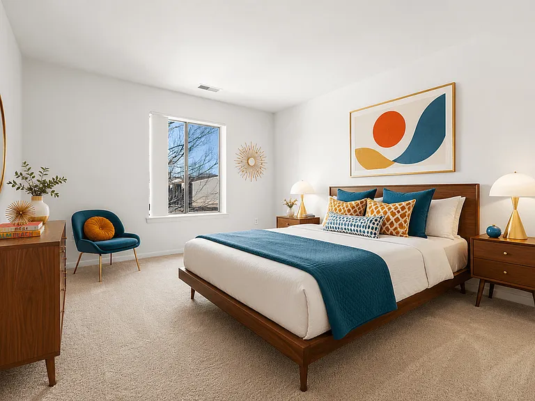 Legacy Place Apartments - Southfield, MI — Photo 13