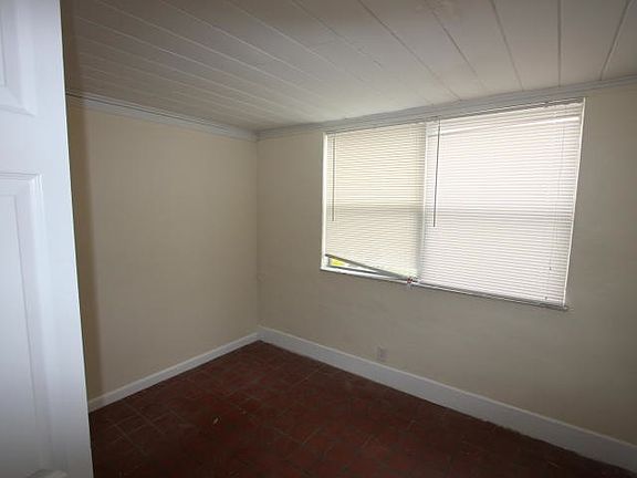 5th image of 3250 E Atlantic Dr