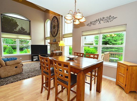 4th image of 9244 Waverly Ct