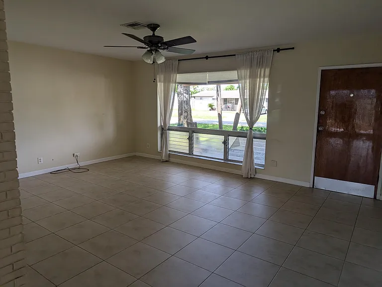1428 SW 1st Ave — Photo 6