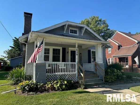 1839 Mound Rd, Jacksonville, IL 62650