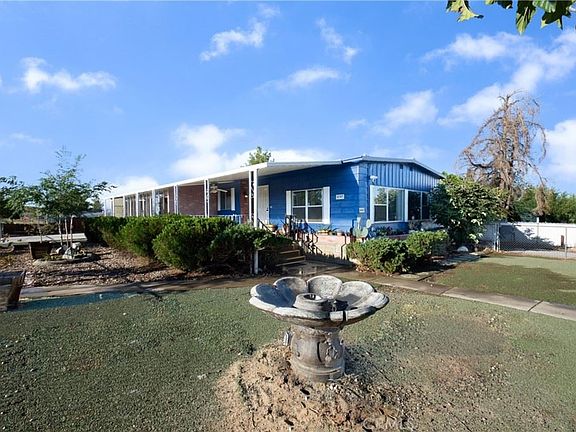 2nd image of 13824 Tam O Shanter Dr