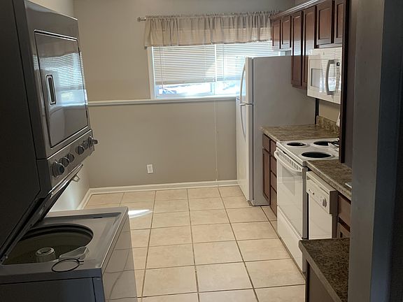 3rd image of 312 N 8th St APT D