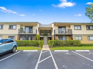 567 Trace Circle #104, Deerfield Beach, FL 33441