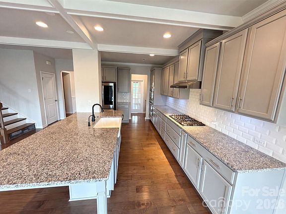 2nd image of 3001 Sterling Dr