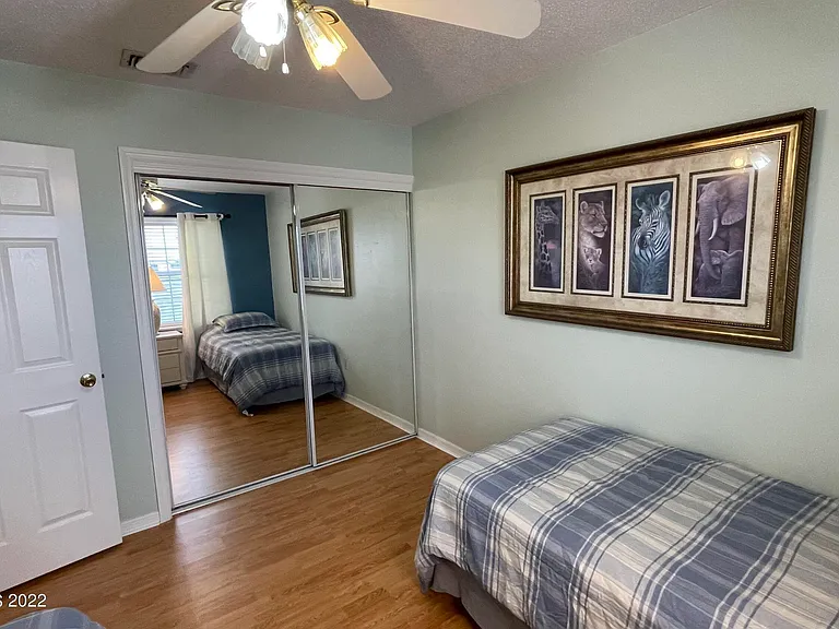 1425 Malibu Cir NE #111 — Photo 42
