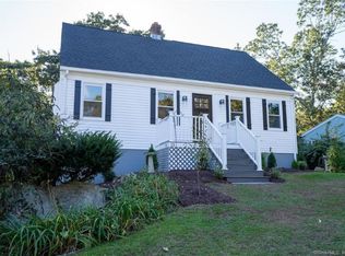15 2nd Ave, Old Saybrook, CT 06475