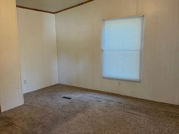 Pine Lawn MHP, 2414 E Main St Lot 25, Belleville, IL 62221