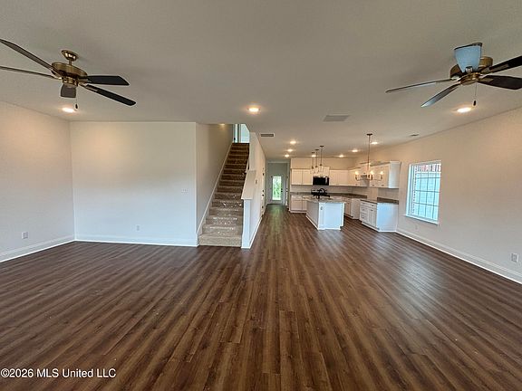2nd image of 7221 Hickory Hollow Rd
