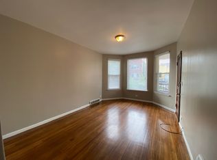 3739 W Diversey Ave #1, Chicago, IL 60647