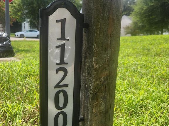 5th image of 11200 Hickory Grove Ct