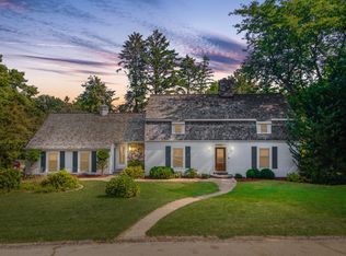 827 Woodgate Ln NW, Rochester, MN 55901