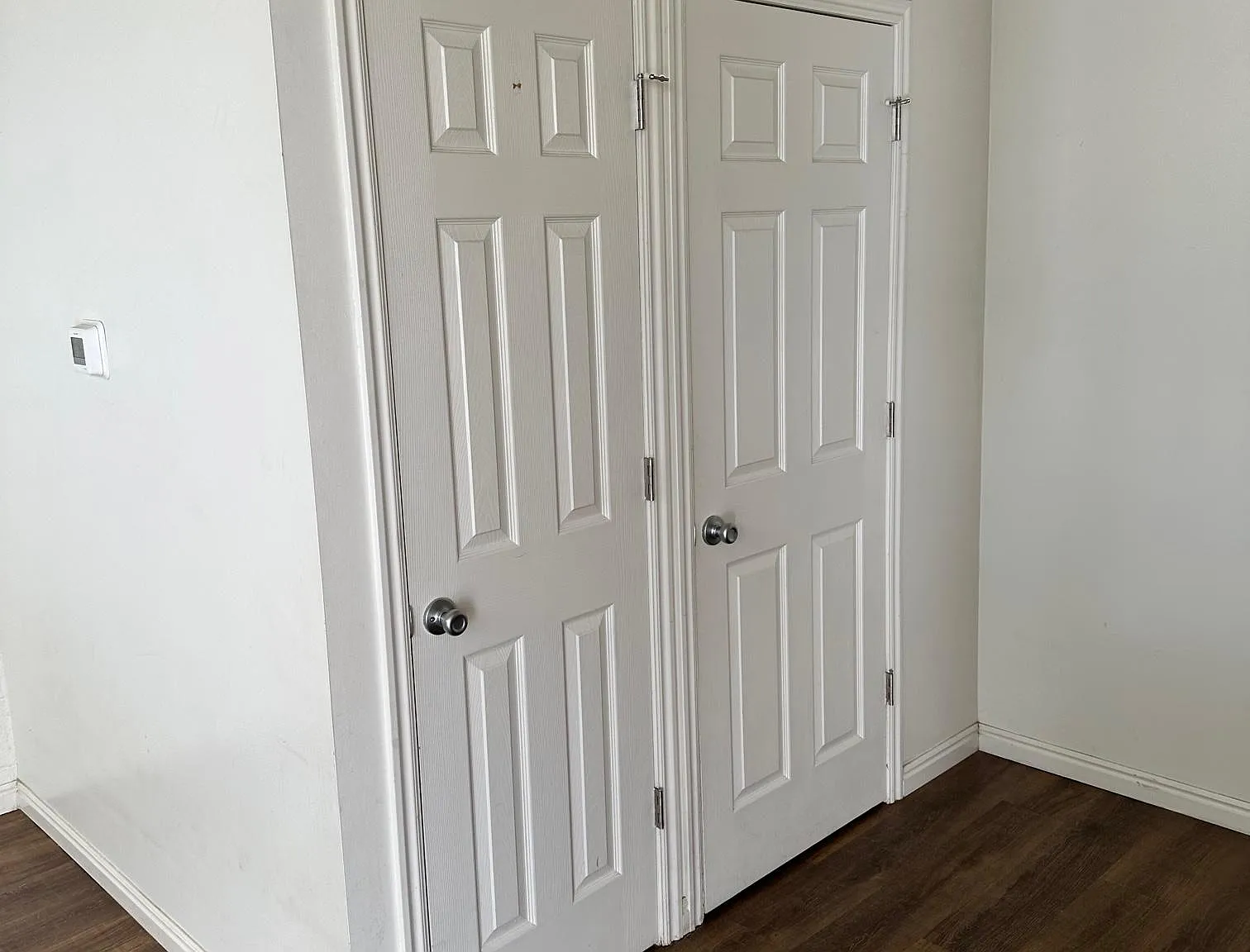 1 bed, 987 sqft, $1,150 — Photo 3