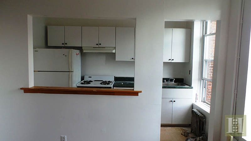 2nd image of 217 Saint James Pl