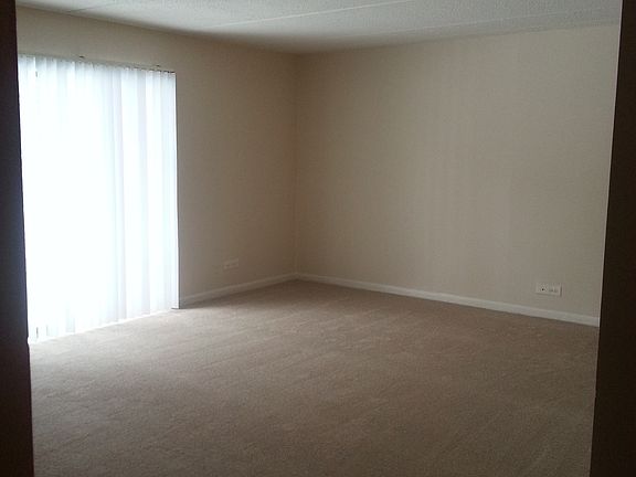 4th image of 2827 W Glen Flora Ave APT 301