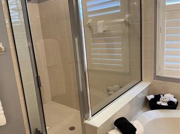 1702 Old Summerwood Blvd, Sarasota, FL 34232