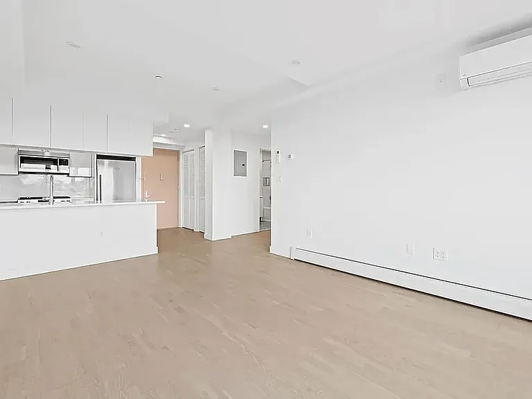 2600 7th Ave #5J — Photo 5